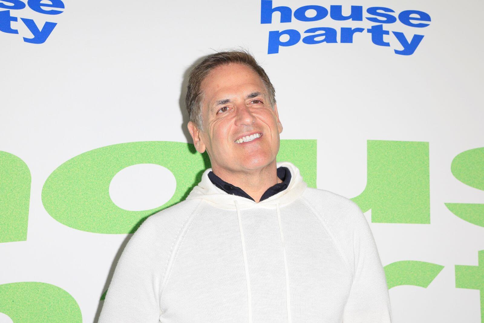 ‘This Is Insane’ Mark Cuban Says the U.S. Needs to Require Chinese